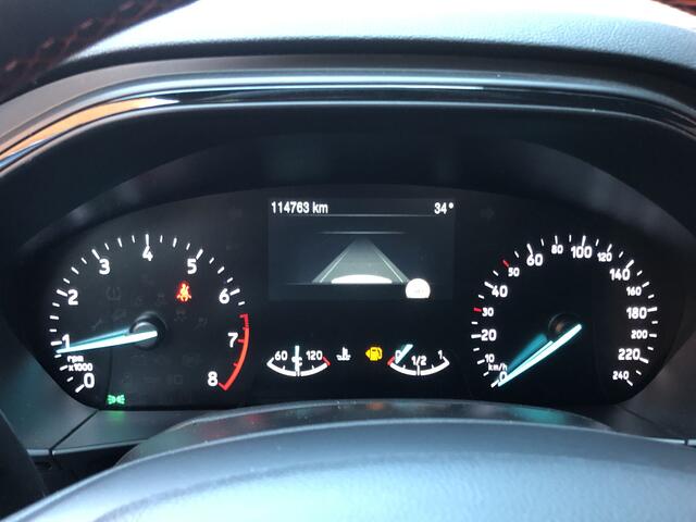 Ford FOCUS Wagon 1.5 EcoBoost ST Line // AFN. TREKHAAK // KEYLESS // WINTERPACK // CAMERA+SENSOREN // NAVI+CARPLAY //
