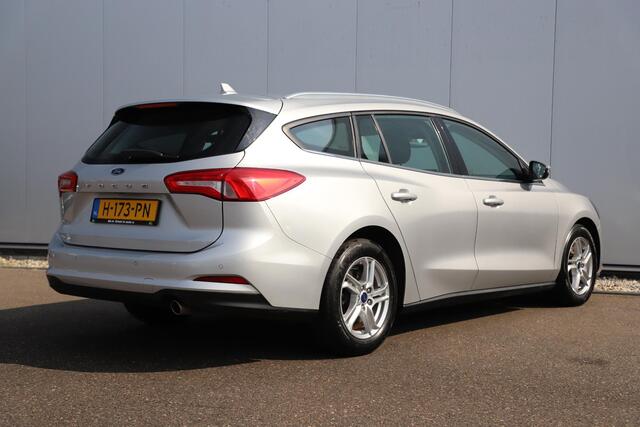 Ford FOCUS Wagon 1.0 EcoBoost Trend Edition Business 16 inch LMV Navigatie Carplay Android Airco Cruise Control LED Parkeersensor