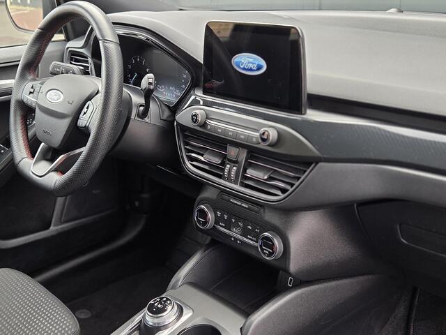 Ford FOCUS 1.5 EcoBoost ST Line Business | Apple-Android | Trekhaak | Dealeronderhouden