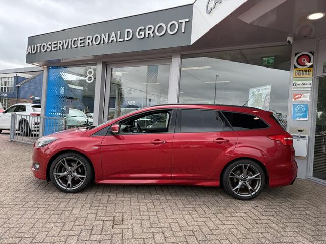 Ford FOCUS Wagon 1.0 ST-Line | Verwarmde ruit | Carplay | Nieuwe Distributie | Dealer onderhouden!