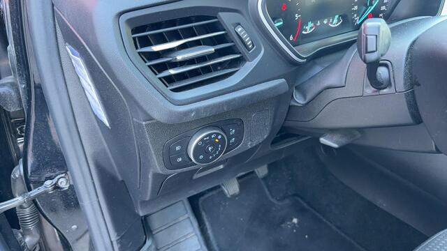 Ford FOCUS Wagon 1.5 EcoBlue Trend Edition Business CARPLAY / NAVI / AIRCO / PDC / BLUETOOTH / CRUISE / NL-AUTO