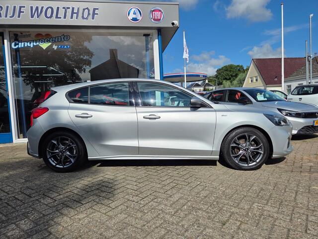 Ford FOCUS 1.0 EcoBoost ST Line Business