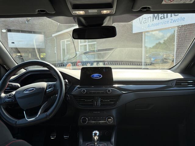 Ford FOCUS 1.5 EcoBoost ST Line Business 181PK TREKHAAK B&O WINTER PACK