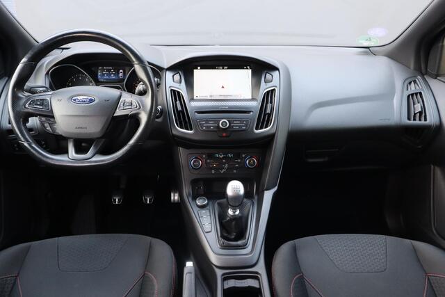 Ford FOCUS Wagon 1.0 ST-Line | Advanced Technology Pack | Trekhaak | Onderhouden auto!