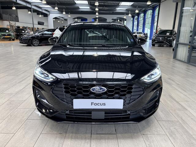 Ford FOCUS Wagon EcoBoost Hybrid 155 pk ST-Line | Winterpack | Cruise control | Camera | Clima | SYNC 4 | All-season banden | Keyless |