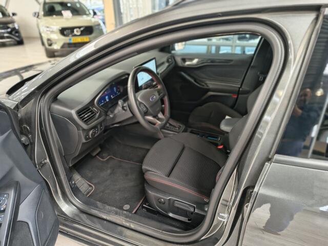 Ford FOCUS Wagon EcoBoost Hybrid 155 pk ST-Line | Winterpack | AGR | Adapt. cruise | El. a. klep | Matrix LED | Groot scherm | 4 seiz. banden