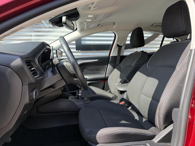 Ford FOCUS 1.0 EcoBoost Titanium Business 2e Eigenaar|B&O|Adap Cruise|Stoel+Stuurverw|Clima|Carplay|Camera|Elek Ramen|PDC V+A|Navi|Trekhaak|N.A.P|APK tot 03-2028