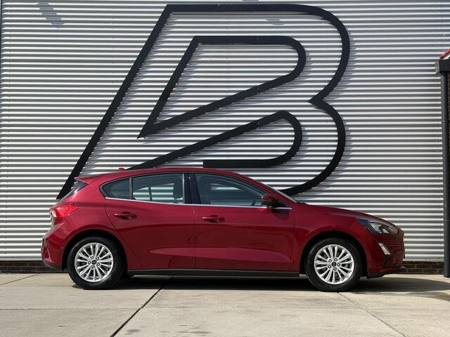 Ford FOCUS 1.0 EcoBoost Titanium Business 2e Eigenaar|B&O|Adap Cruise|Stoel+Stuurverw|Clima|Carplay|Camera|Elek Ramen|PDC V+A|Navi|Trekhaak|N.A.P|APK tot 03-2028