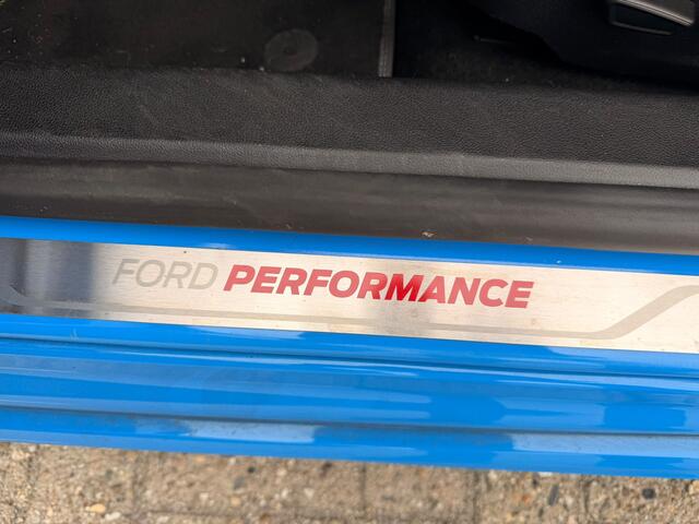 Ford FOCUS 2.3 EcoBoost ST-3 279 PK Recaro stoelen Camera Carplay