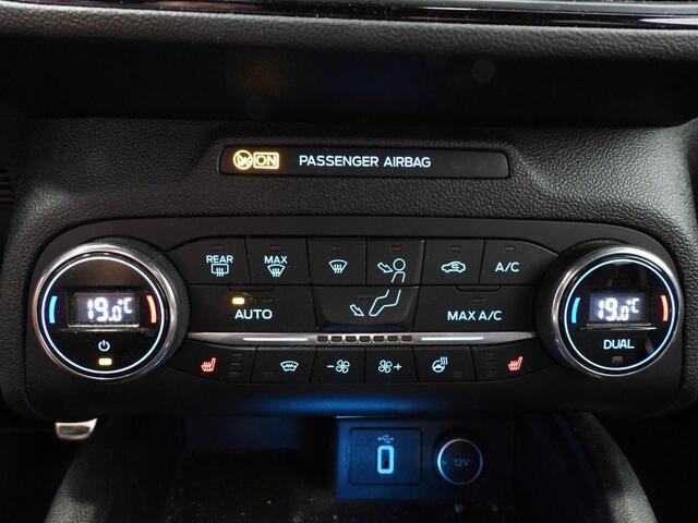 Ford FOCUS Wagon 1.5 EcoBoost 182PK ST Line Business NAVI/CAMERA/LED/TREKH./18"LMV!