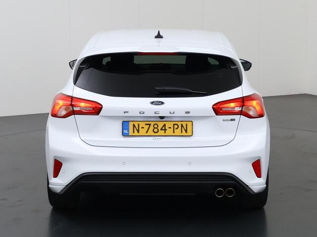 Ford FOCUS 1.0 EcoBoost Hybrid ST Line X Business | Winterpakket | Cruise Control Adaptief | B&O | Parkeercamera | Navigatie | Climate Control |