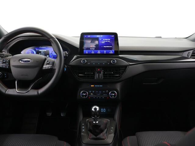 Ford FOCUS 1.0 EcoBoost Hybrid ST Line X Business | Winterpakket | Cruise Control Adaptief | B&O | Parkeercamera | Navigatie | Climate Control |