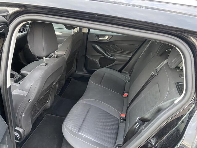 Ford FOCUS Wagon 1.0 EcoB. Tr Ed. bns