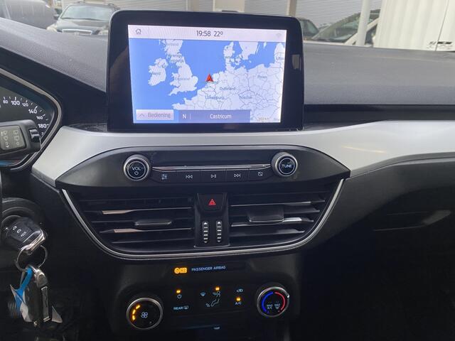 Ford FOCUS Wagon 1.0 EcoB. Tr Ed. bns