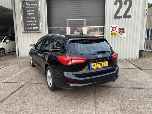 Ford FOCUS Wagon 1.0 EcoB. Tr Ed. bns