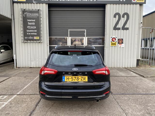Ford FOCUS Wagon 1.0 EcoB. Tr Ed. bns