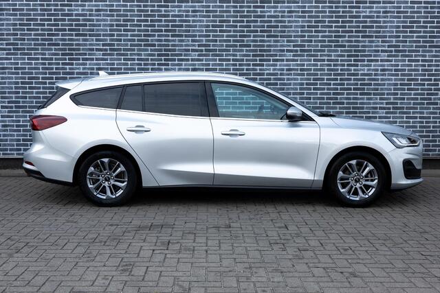 Ford FOCUS Wagon 1.0 EcoBoost Hybrid 155 Titanium | Navigatie | Apple Carplay | Android Auto | LED Koplampen | Parkeersensoren | Cruise Control | Climate Control