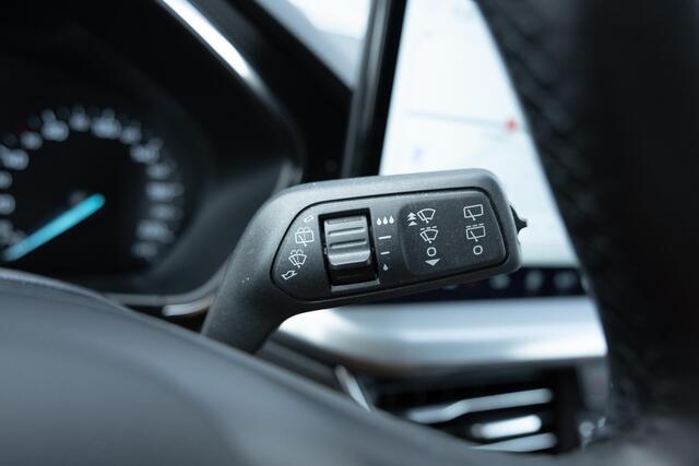 Ford FOCUS Wagon 1.0 EcoBoost Hybrid 155 Titanium | Navigatie | Apple Carplay | Android Auto | LED Koplampen | Parkeersensoren | Cruise Control | Climate Control
