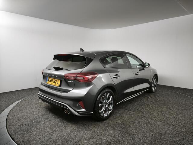 Ford FOCUS 1.0 EcoBoost Hybrid ST Line | Stoel-, stuur- en voorruitverwarming | Apple Carplay/Android Auto | Lichtmetalen velgen 17"