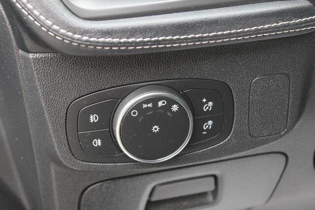 Ford FOCUS 1.5 EcoBoost 182pk Vignale Navi, Panoramadak, Leer, Winterpack, Head-up, 18" All Weather