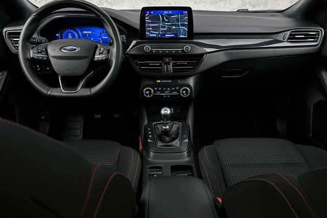 Ford FOCUS Wagon 1.0 EcoBoost Hybrid ST Line X Business | Panoramadak | Camera
