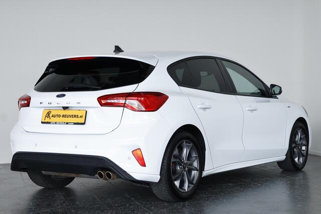 Ford FOCUS 1.5 EcoBoost ST Line 183pk / Navi / LED / ACC / HUD / Cam / Clima