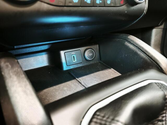Ford FOCUS Wagon 1.0 EcoBoost ST Line Business | Navigatie | Stoel en Stuurwielverwarming | PDC | Wordt verwacht |