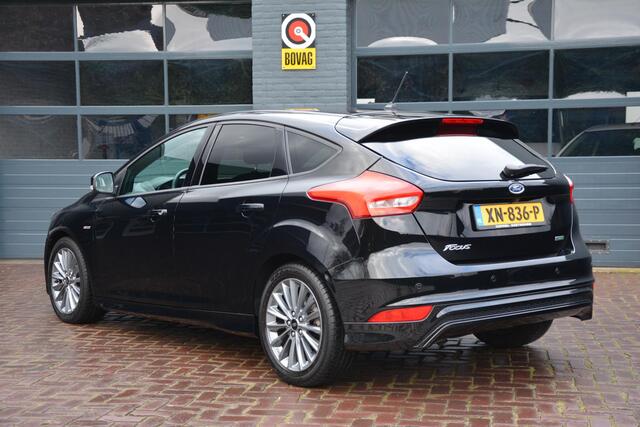 Ford FOCUS 1.0 ST-Line