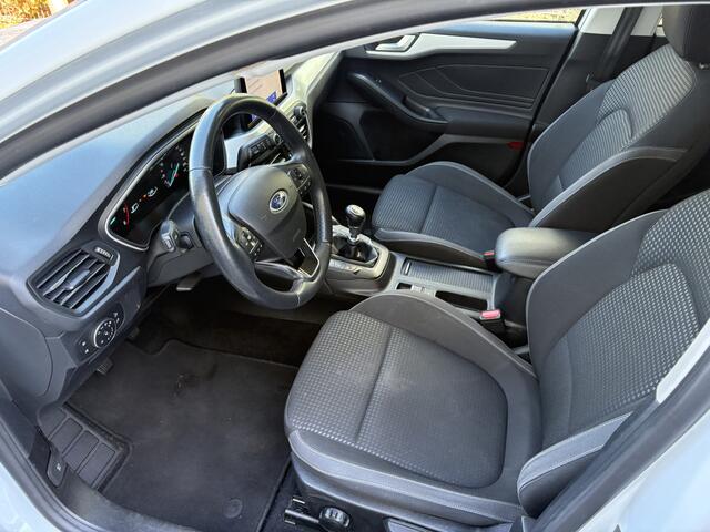 Ford FOCUS Wagon 1.0 EcoBoost Trend Edition Business / NAVI / AIRCO / CRUISE