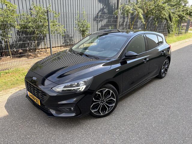 Ford FOCUS 1.0 EcoBoost Titanium Business / AUTOMAAT / NAVI / CRUISE / 135dkm!