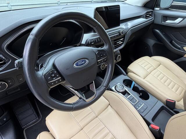 Ford FOCUS Wagon BWJ 2019 | 1.0T 126PK Titanium Bus AUTOMAAT | TREKHAAK | PANO DAK | LEER | LED | NAVI | CLIMA | STOEL&STUUR VERW | PDC | DONKER GLASS |