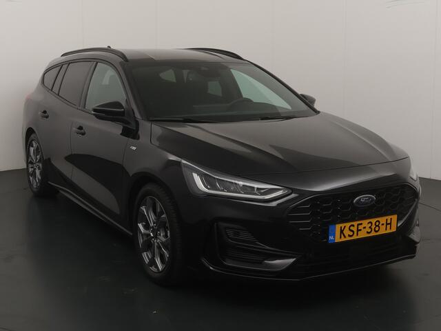 Ford FOCUS Wagon EcoBoost Hybrid 155 pk ST-Line | Winterpack | Cruise control | Camera | Clima | SYNC 4 | All-season banden | Keyless |