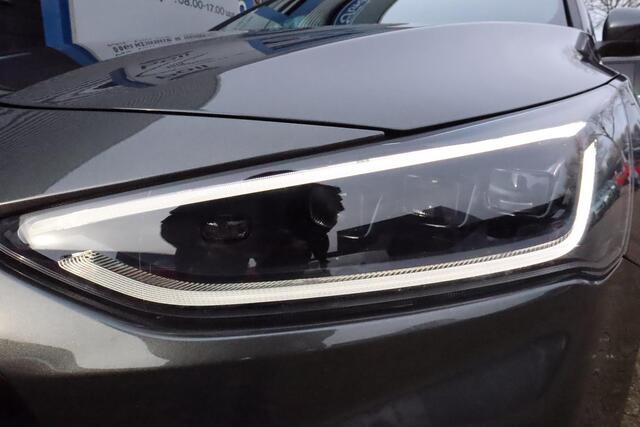 Ford FOCUS 155pk EcoB Hybrid Automaat ST-Line Syn-4 Groot Touchscreen Winter pack Full LED Koplampen Wagon