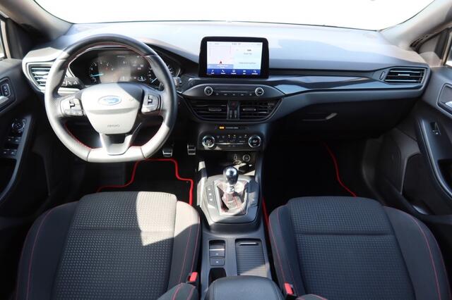 Ford FOCUS 1.0 ECOBOOST ST LINE, NAVI, APPLE CARPLAY ENZ...