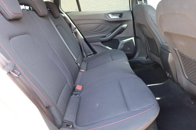 Ford FOCUS 1.0 ECOBOOST ST LINE, NAVI, APPLE CARPLAY ENZ...