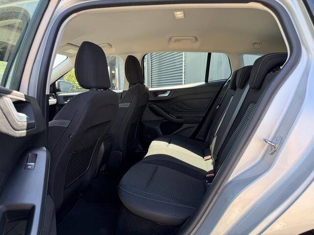 Ford FOCUS Wagon BWJ 2022 | 1.0T 100PK Trend | AIRCO | NAVI | CARPLAY | PDC | LICHTMETAAL | CRUISE | CAMERA A |