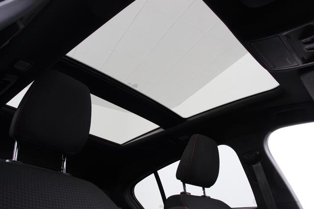 Ford FOCUS 1.0 ST Line X 125 Pk Automaat Panoramadak Navigatie Camera Lane/Side Assist Adaptive Cruise Control Apple Carplay/Android Auto Stoelverwarming Automaat Extra Getint Glas