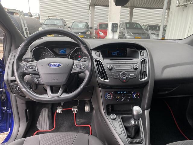 Ford FOCUS Wagon 1.0 ST-Line