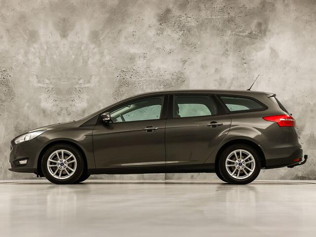 Ford FOCUS Wagon 1.0 Sport (APPLE CARPLAY, GROOT NAVI, CAMERA, CLIMATE, SPORTSTOELEN, TREKHAAK, CRUISE, NIEUWSTAAT)