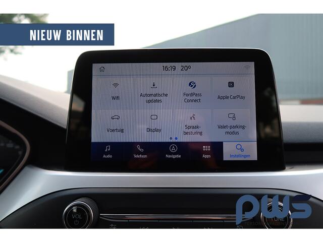 Ford FOCUS Wagon 1.0 EcoBoost Navi / Carplay / Winterpack / LMV / LED / PDC / Camera / NL auto!