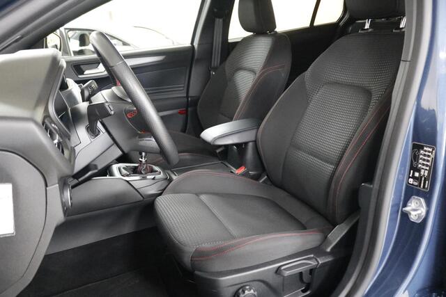 Ford FOCUS Wagon 1.0 EcoBoost Hybrid ST Line Style Clima | Winterpack | Carplay | LED | Trekhaak.