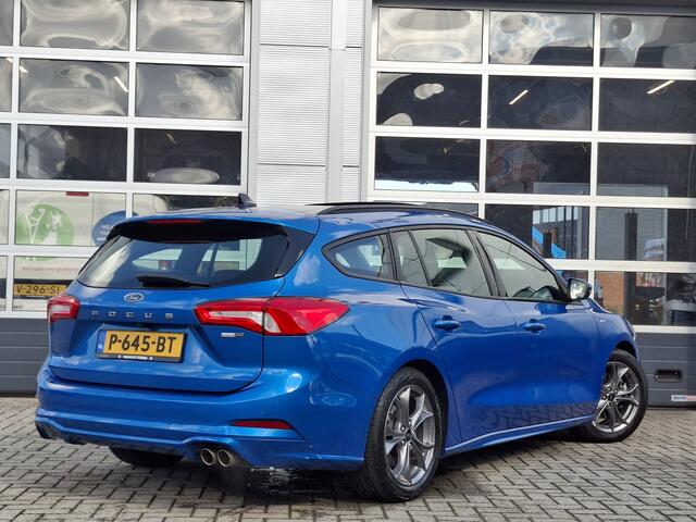 Ford FOCUS Wagon 1.0 EcoBoost MHEV ST-Line business | Navigatie/Android/Apple Carplay | LMV 17" | Cruise Control Adaptief | Elektrisch Glazen Panoramadak | Stuur/Voorstoelen/Voorruit Verwarmd | Airco |