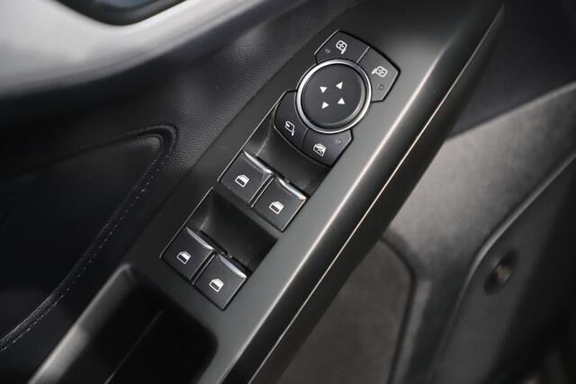 Ford FOCUS Wagon 1.5 EcoBlue Trend Edition Business Navigatie Achteruitrijcamera B&O Stuur & Stoelverwarming Adaptive Cruise Carplay