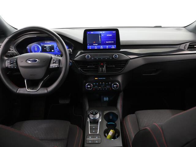Ford FOCUS 1.5 EcoBoost ST Line X Business | Winterpakket | Cruise Control Adaptief | Navigatie | Parkeercamera | Climate Control |