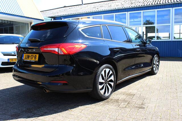 Ford FOCUS Wagon 1.0i "Titanium Business" Cruise - Navi !!! 125 Pk
