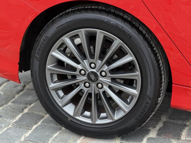 Ford FOCUS 1.5 EcoBoost ST Business|183PK|Nieuwe Distributie