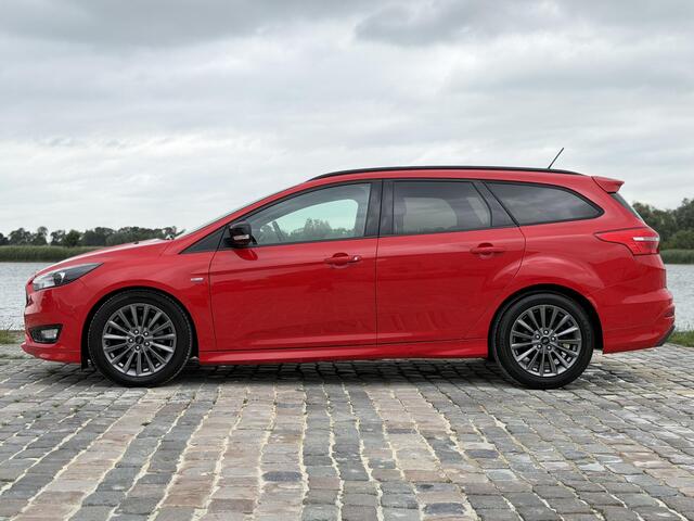 Ford FOCUS 1.5 EcoBoost ST Business|183PK|Nieuwe Distributie