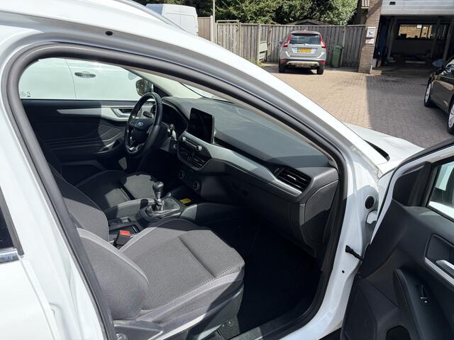 Ford FOCUS Wagon 1.0 EcoBoost Hybrid Trend Edition Business TREKHAAK CRUISE CAMERA