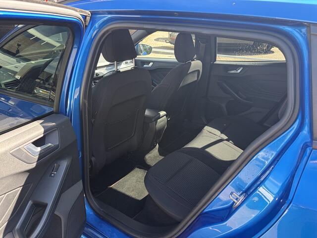 Ford FOCUS Wagon 1.0 EcoBoost ST Line Business B&O LED STOEL- EN STUURVERWARMING