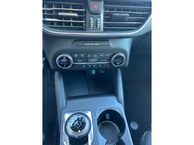 Ford FOCUS 1.0 EcoBoost Titanium Business |NAP|Automaat|Winterpack